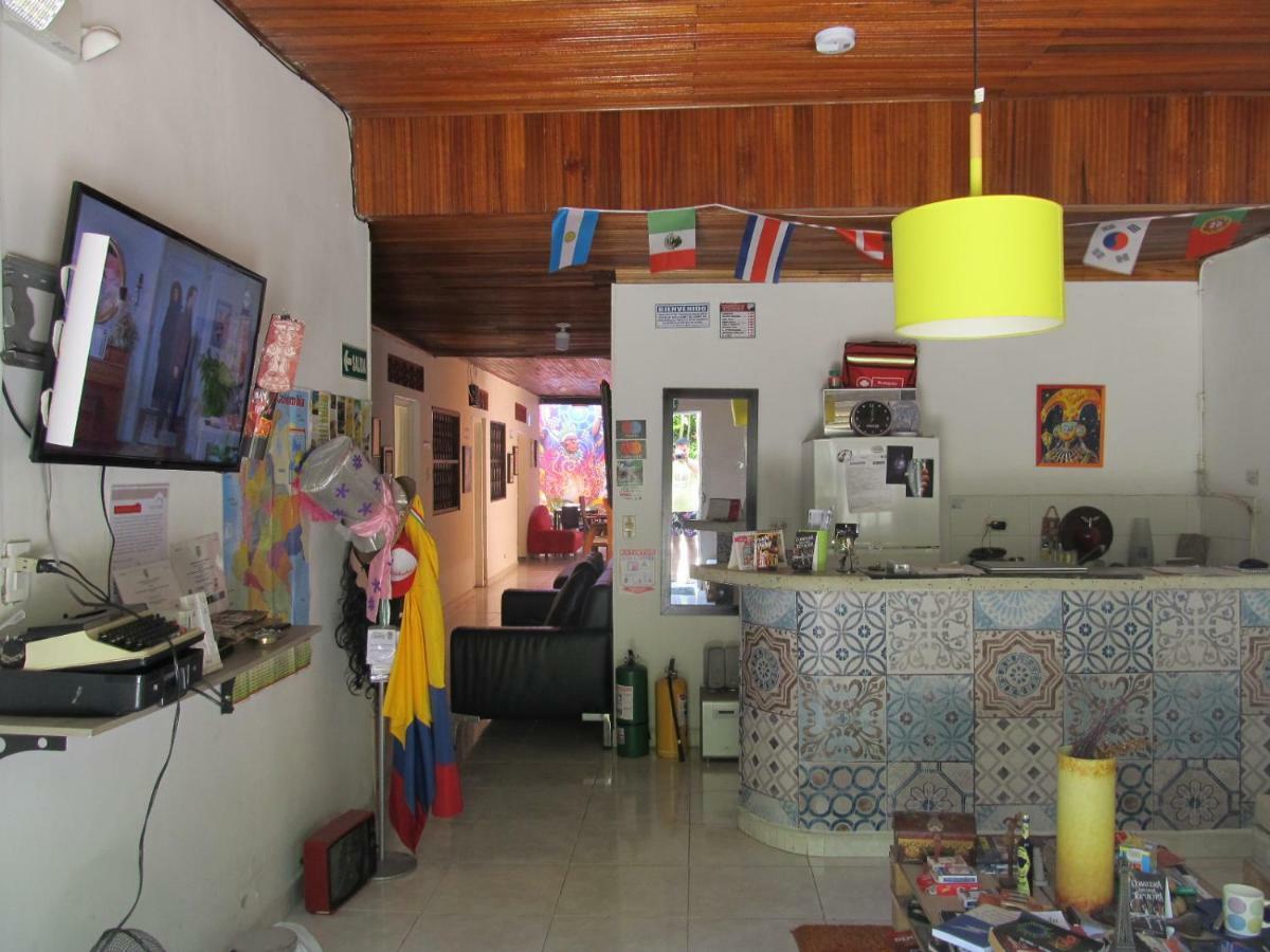 Backpackers And Travellers Hostel Neiva  Exterior foto